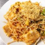 Best Pad Thai with Chicken in Morton, PA